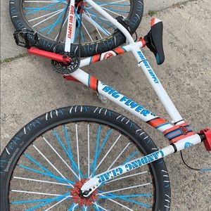 Meet your Posher, Elijah